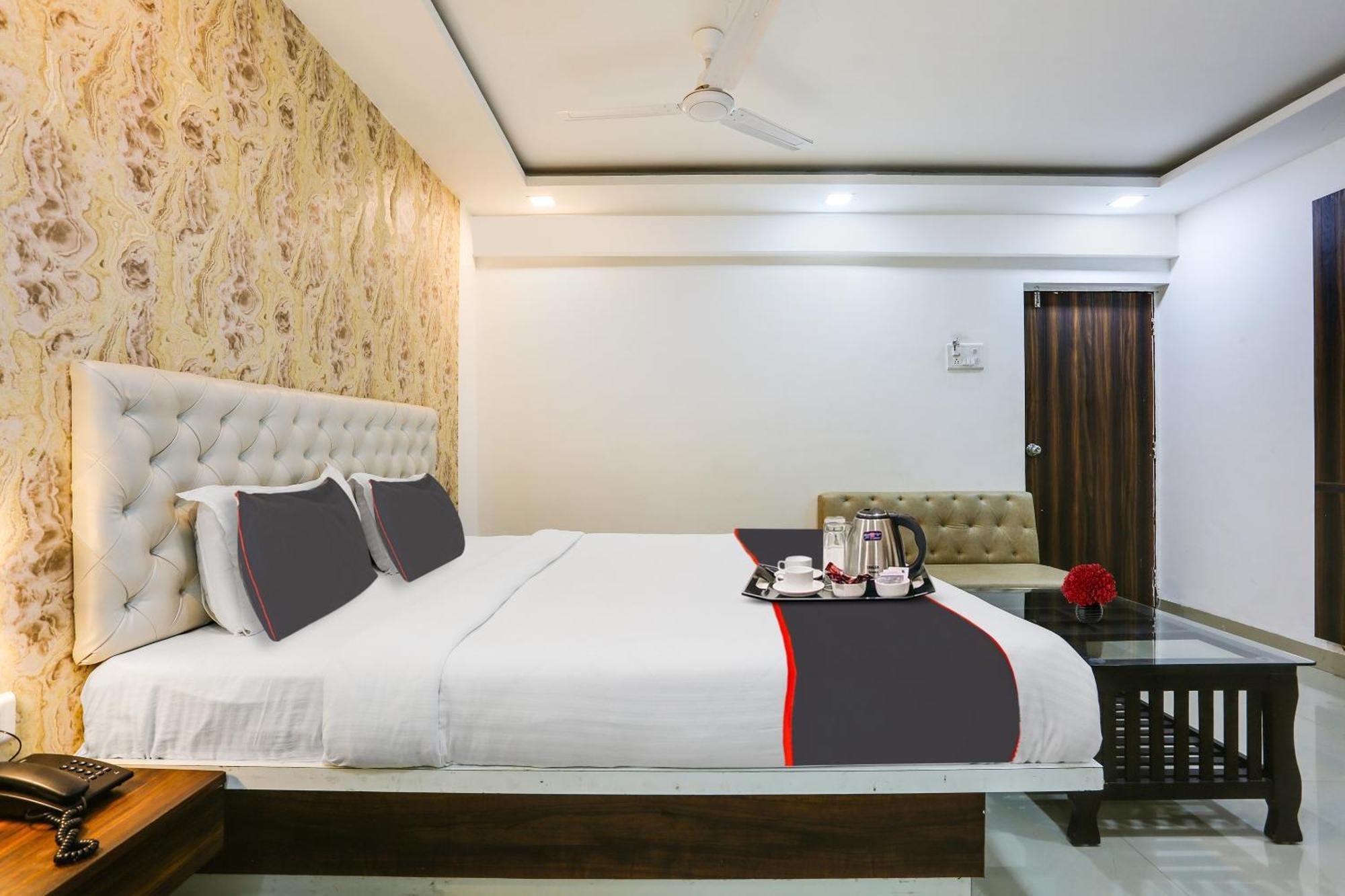 Capital O Arsh Executive Inn Mumbai Exterior photo